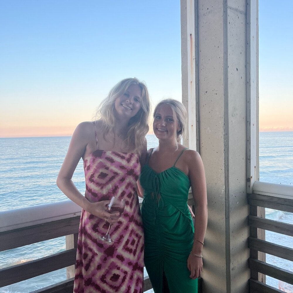 Meet your Posher, Eliza